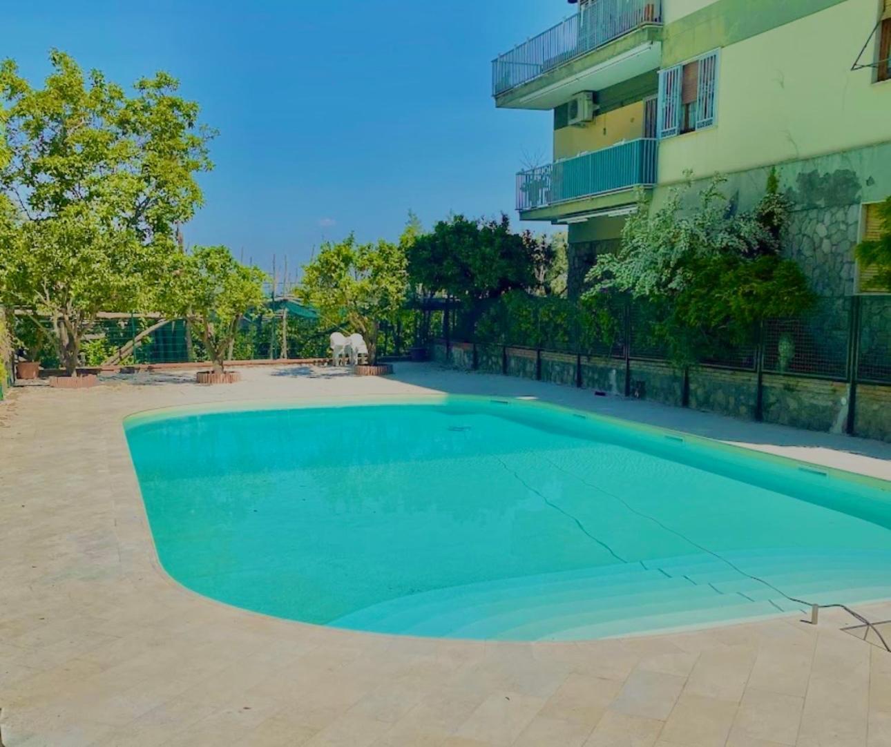 Pool Best Nest Sorrento