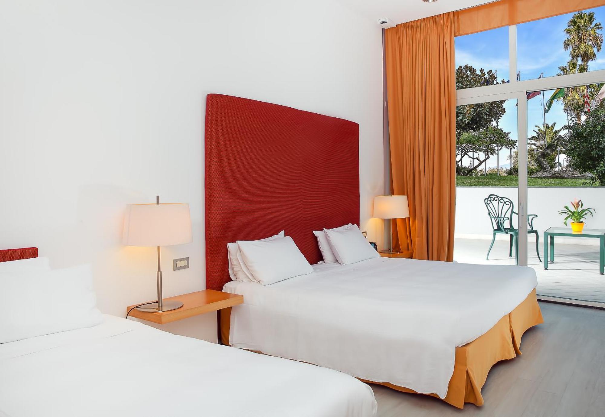 Hilton Palace 4*