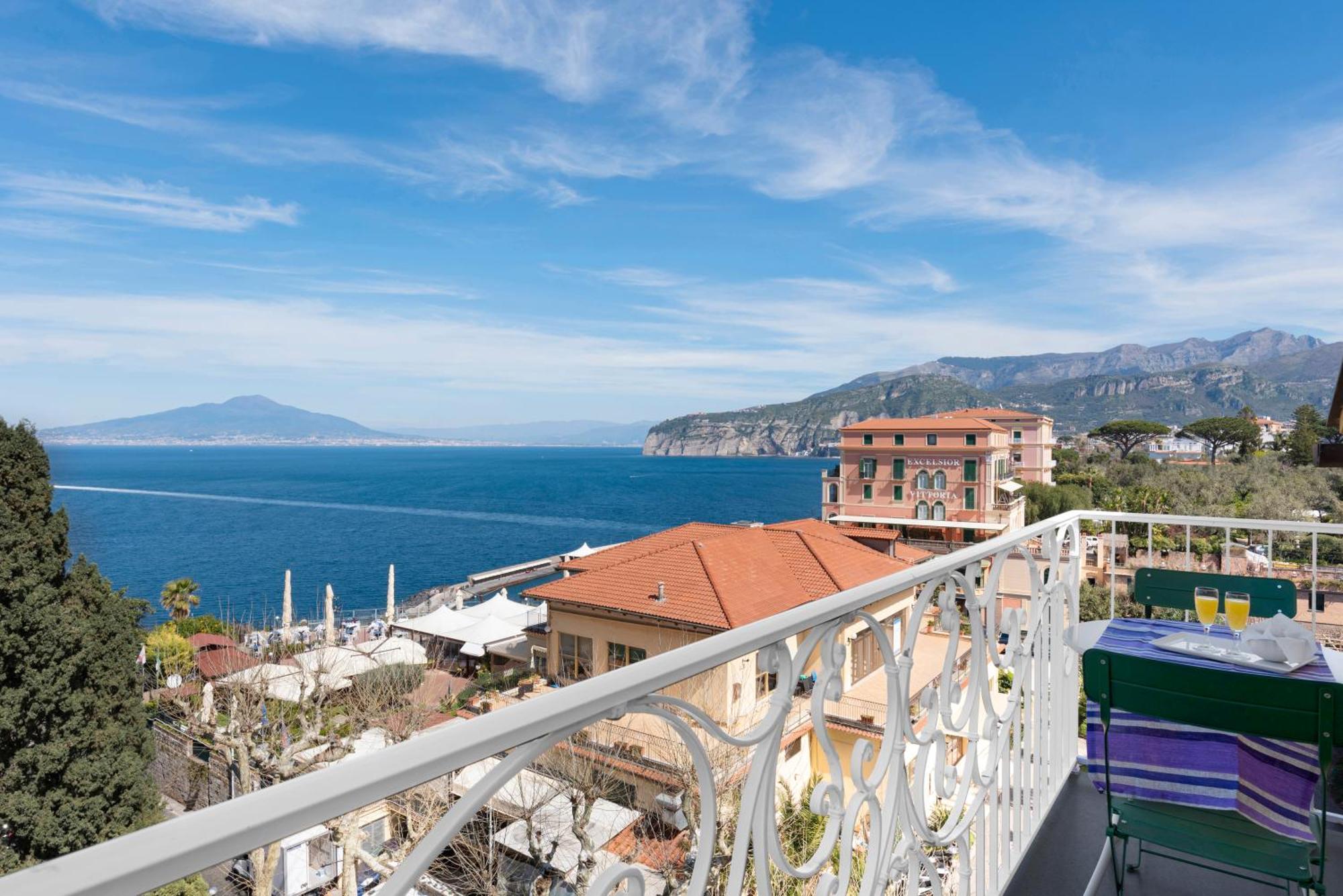 Al Centro Sorrento