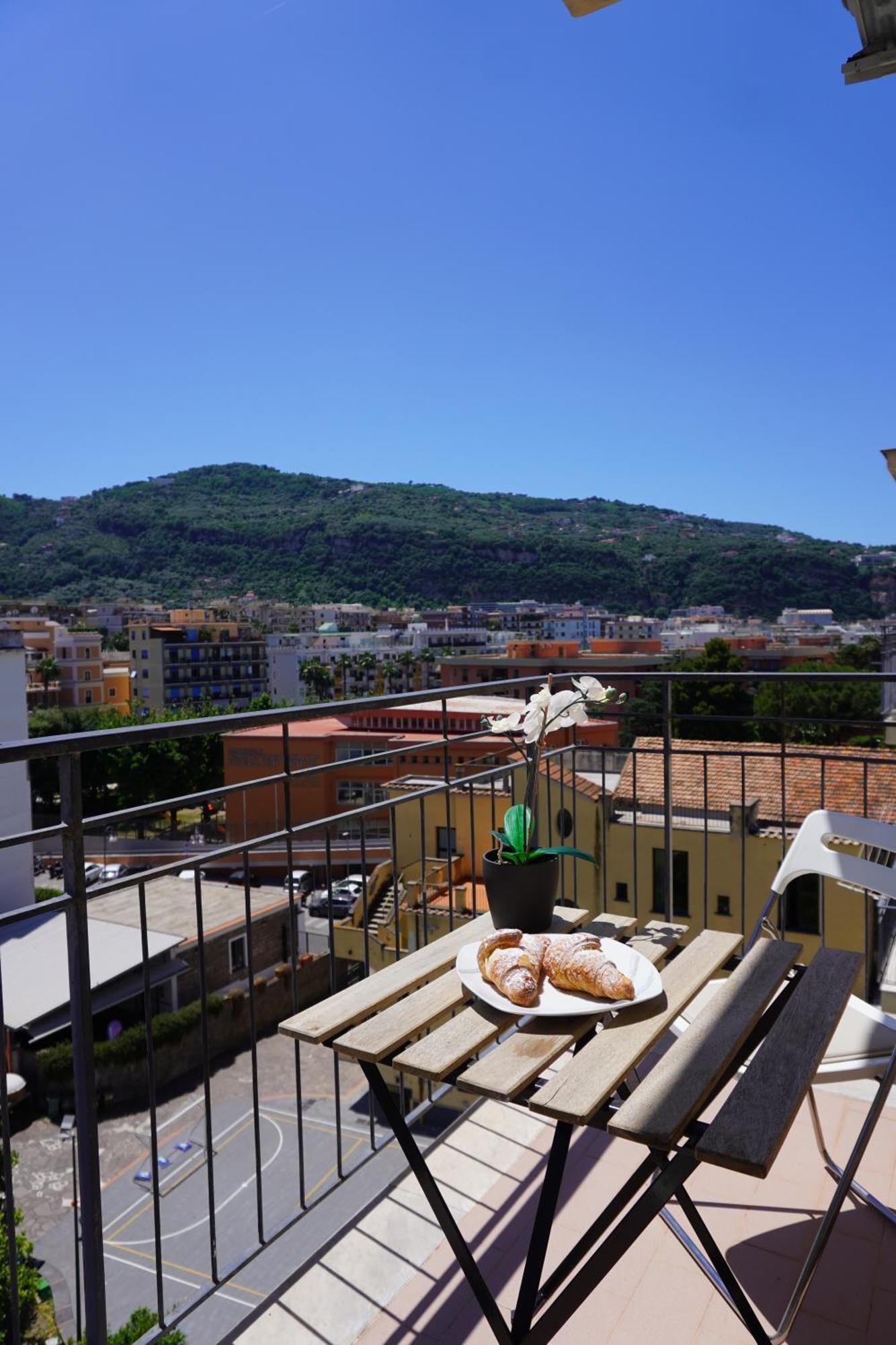 Casa Nelida, Centre Apartment *