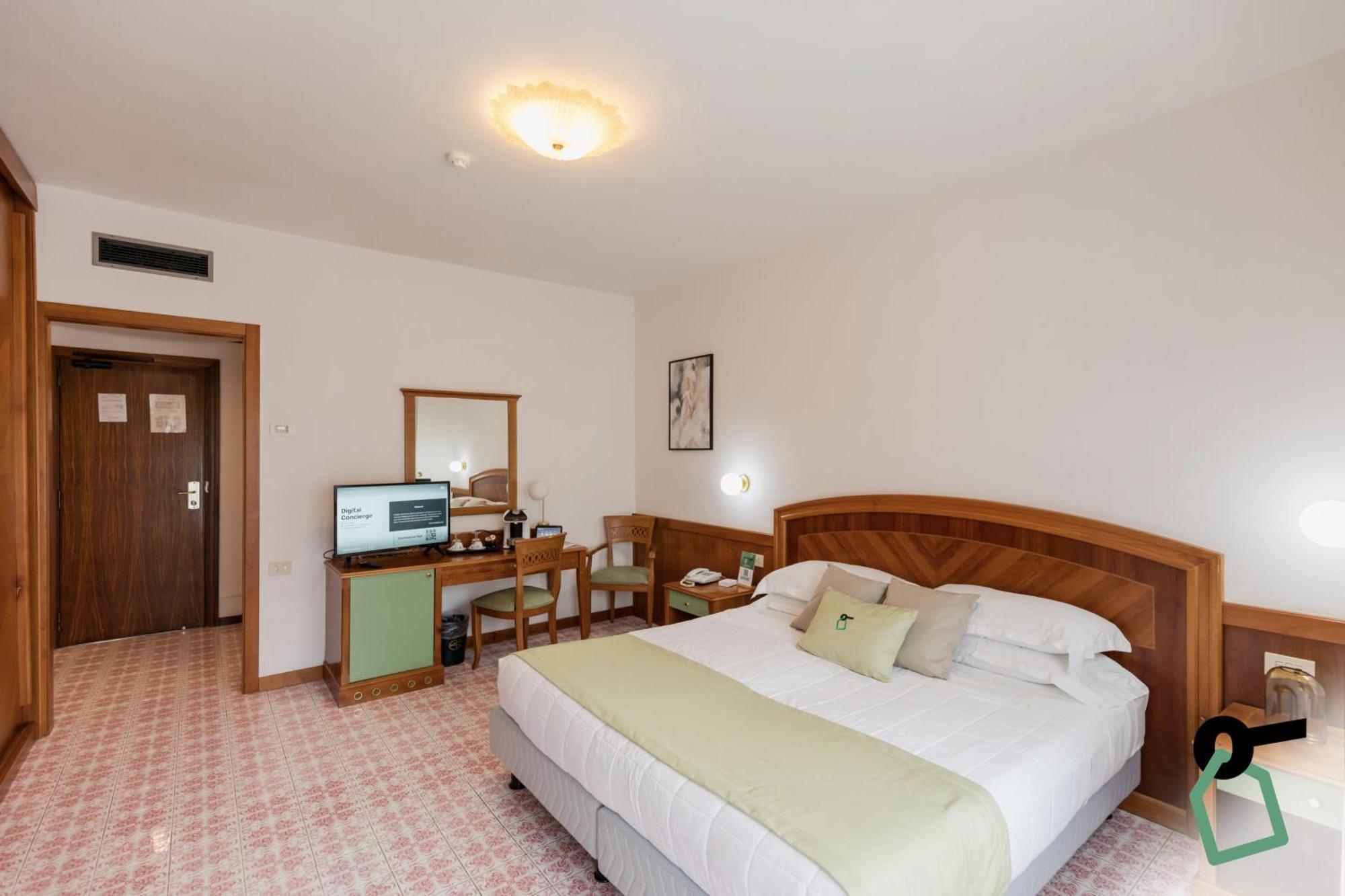 Hotiday Collection - Hotel Sorrento