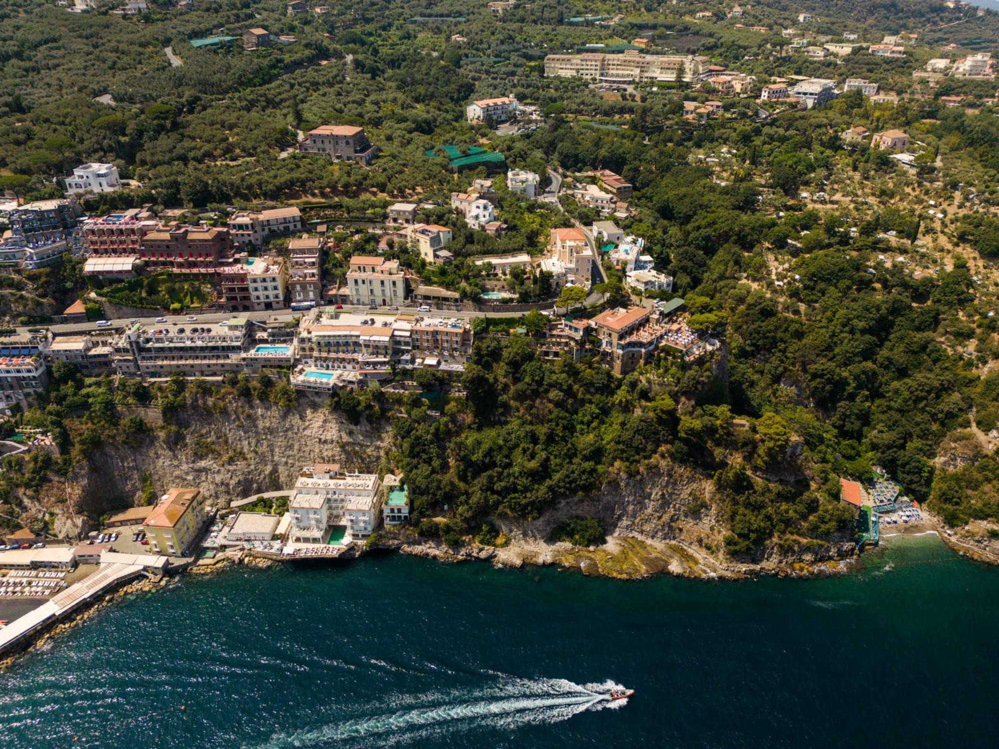 Relais Francesca Pool&view