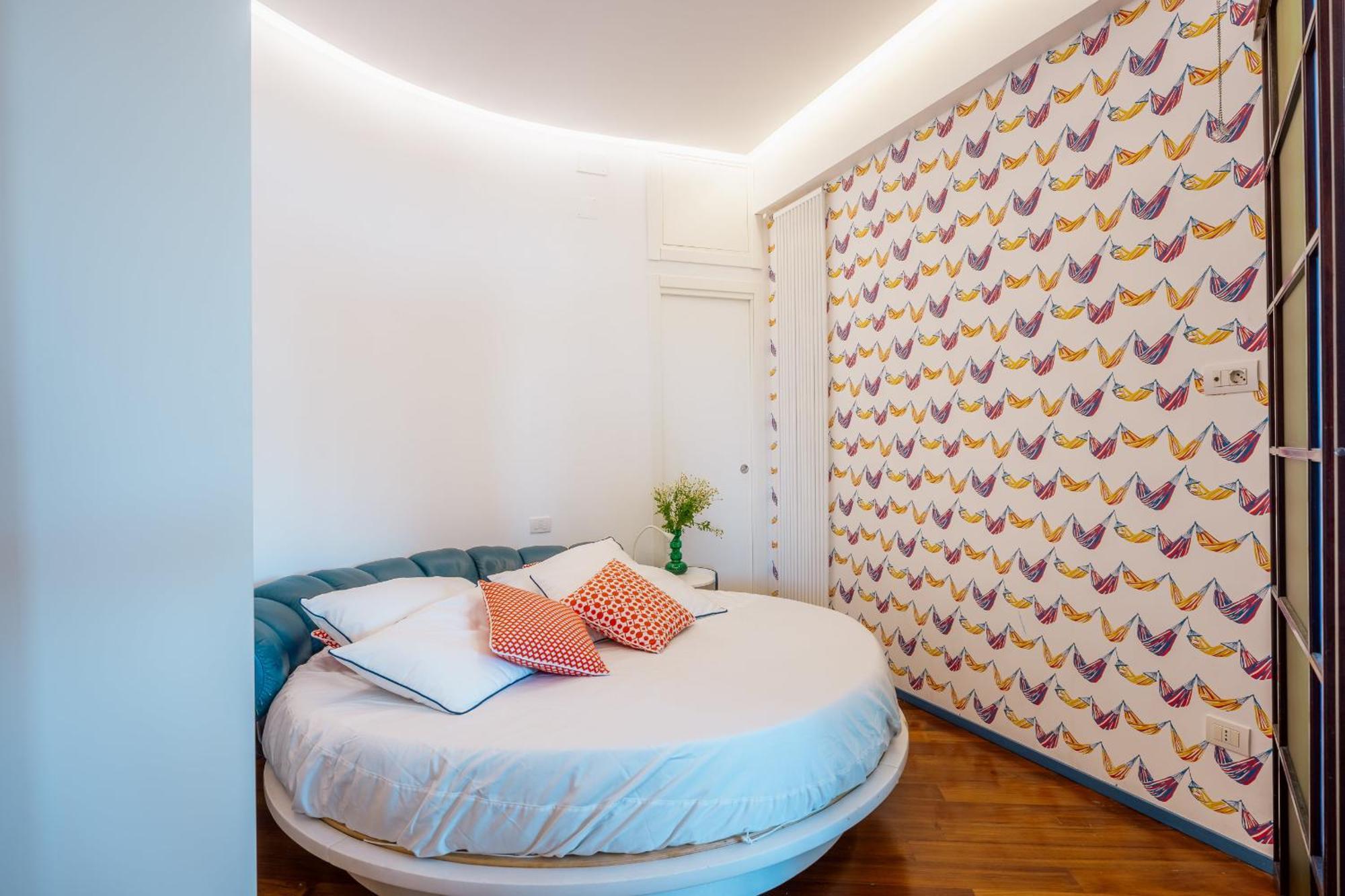Round House Apartment