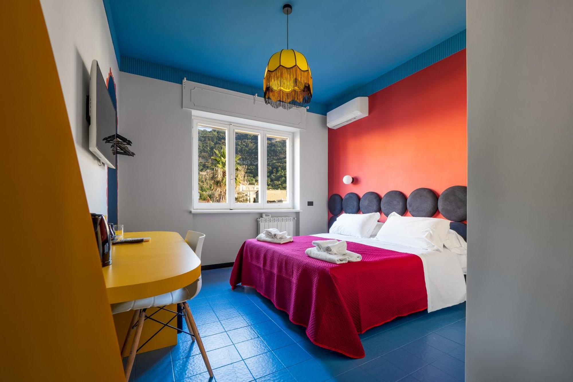 Relais Mirage - De Vivo Realty
