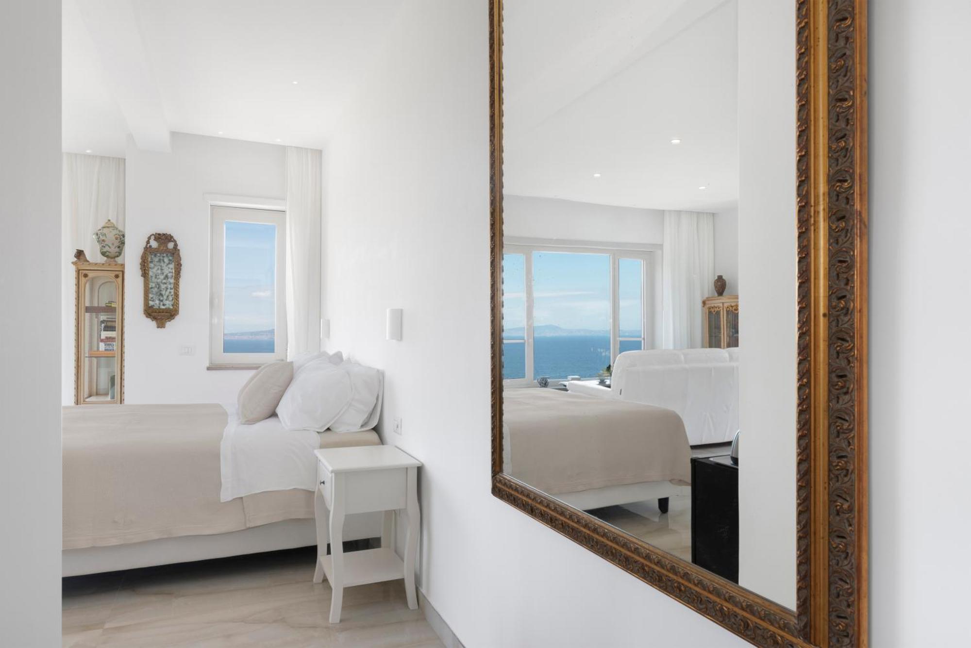 Hotel Desiree