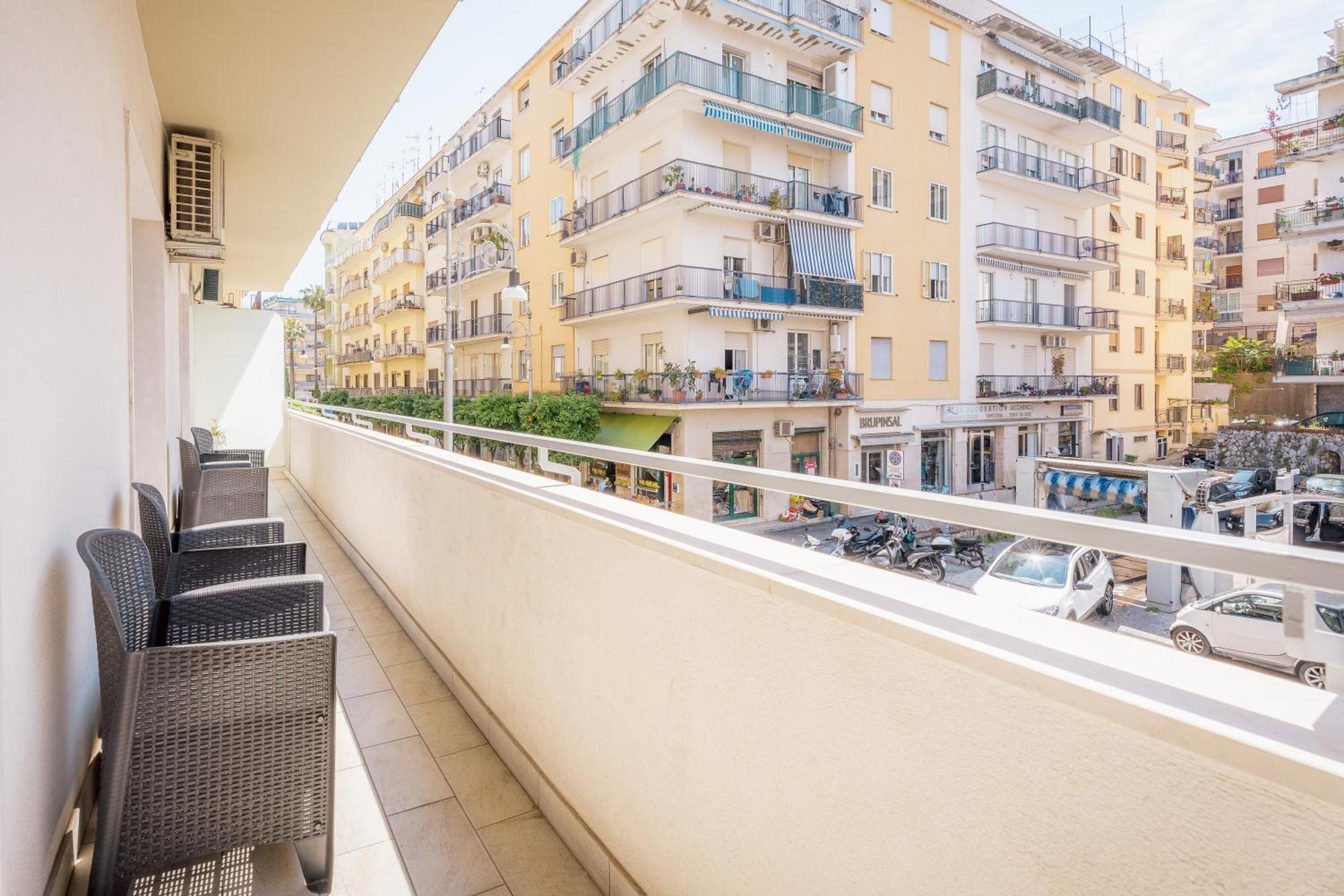 Apartment Sorrentovibes - Luxury Design & Jacuzzi In Heart Of