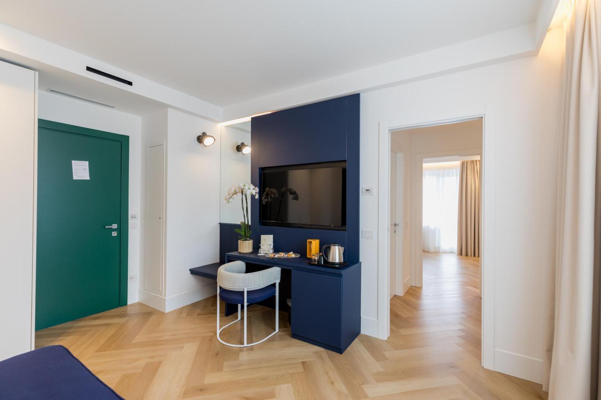 Grand Cesare Augusto Hotel 4*