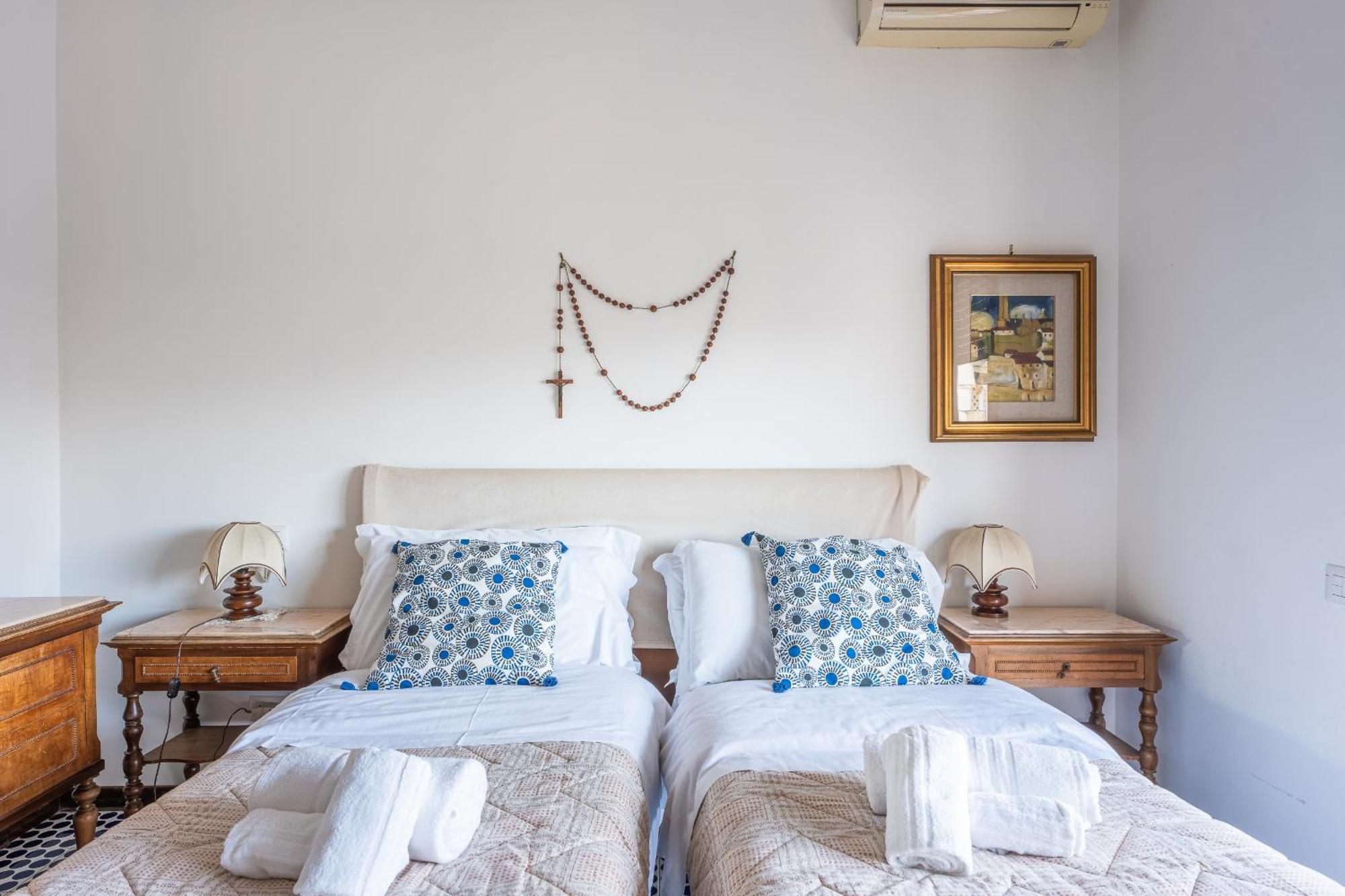 Anna House Apartment *