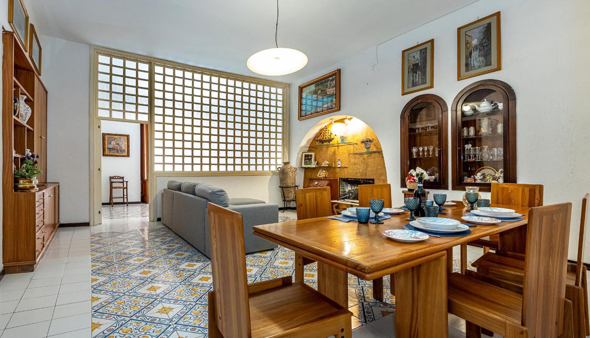 Domus Meme Holiday home *