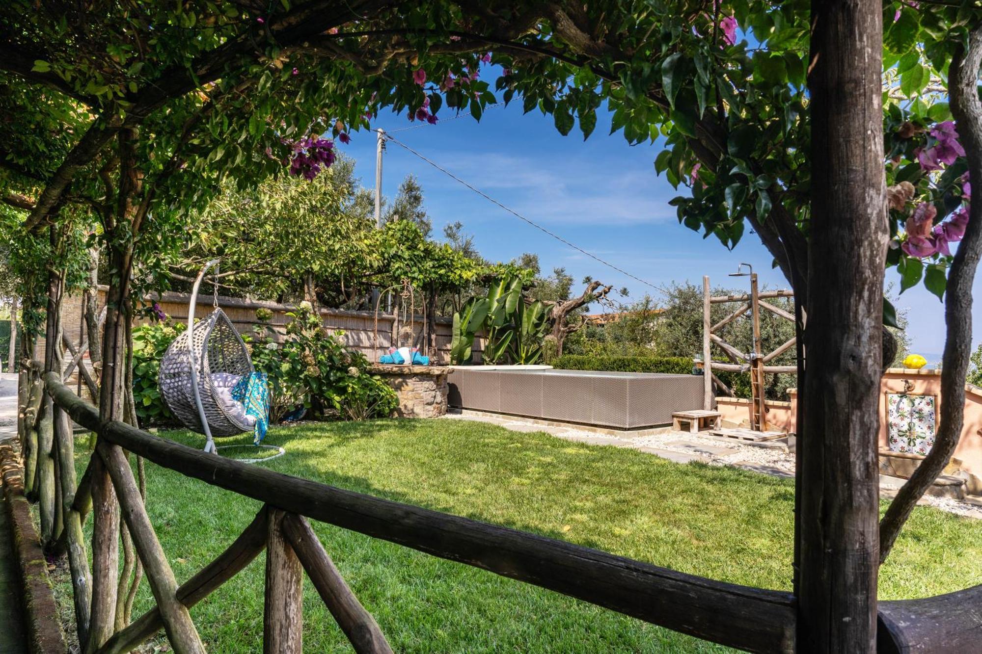 Caruso Private Heated Pool & Sea View Sorrento