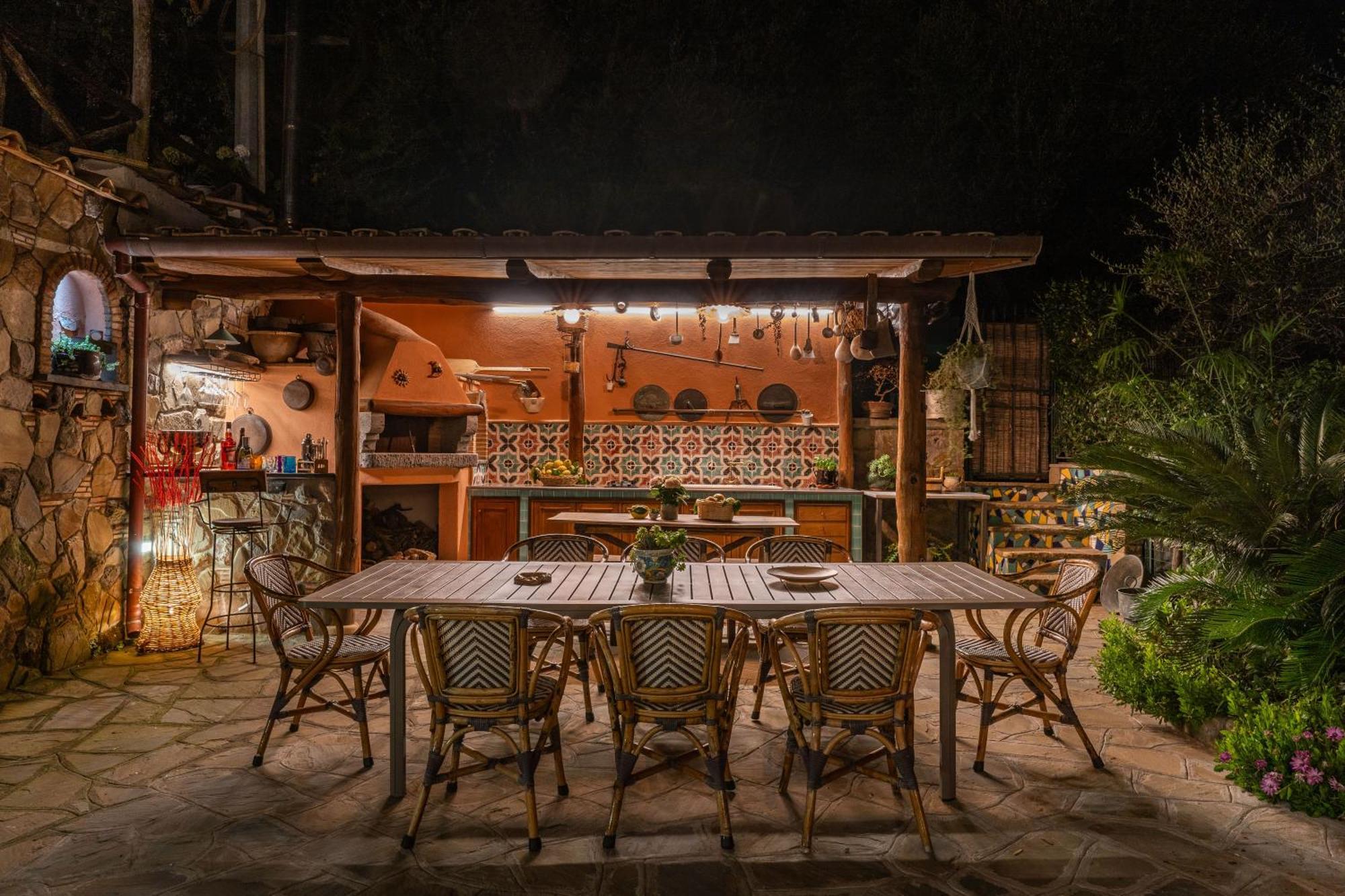 Villa Caruso Private Heated Pool & Sea View *