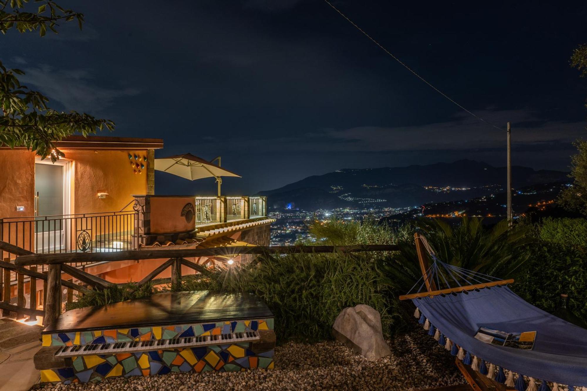 Caruso Private Heated Pool & Sea View * Sorrento