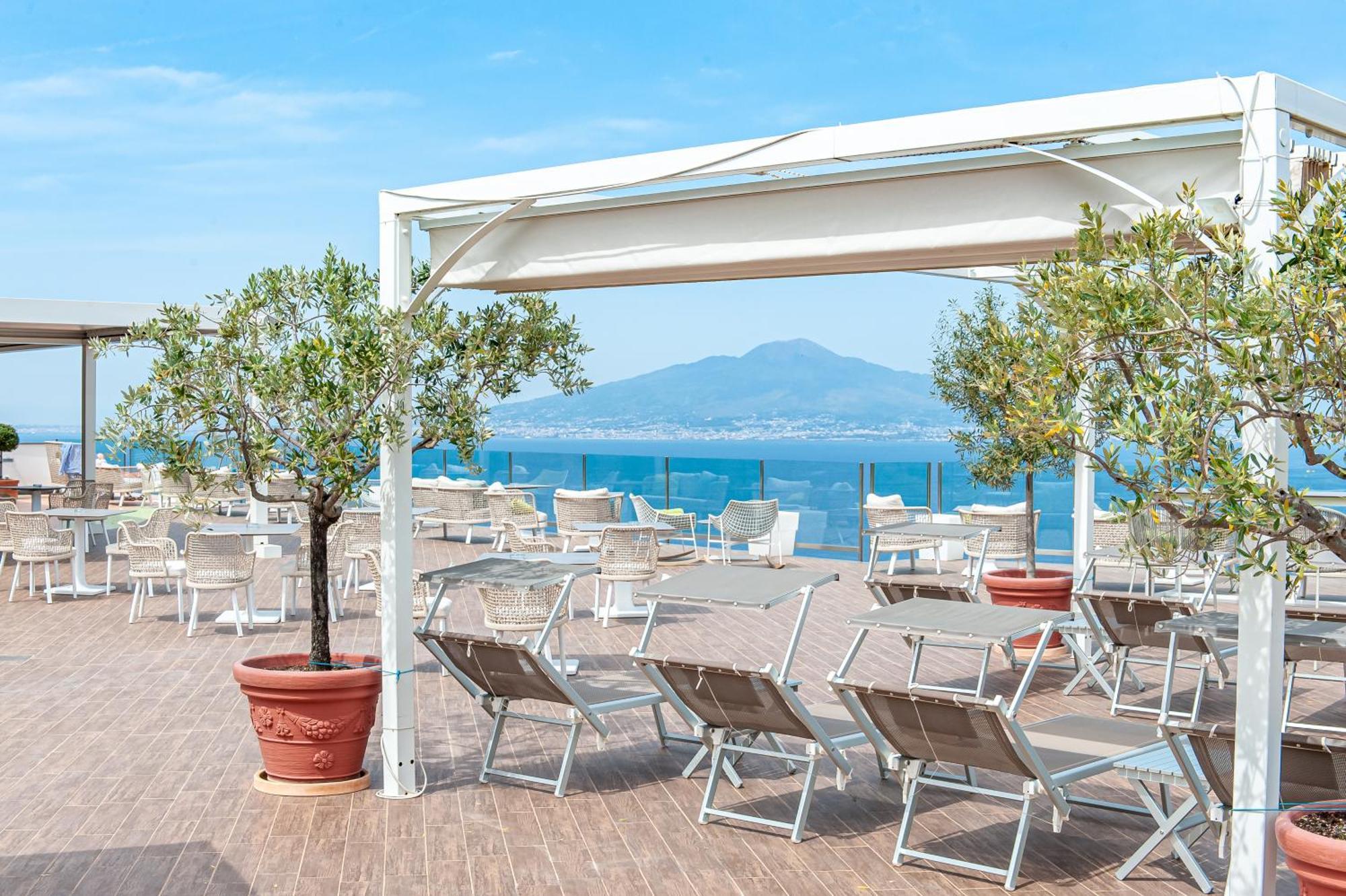 Grand President Hotel