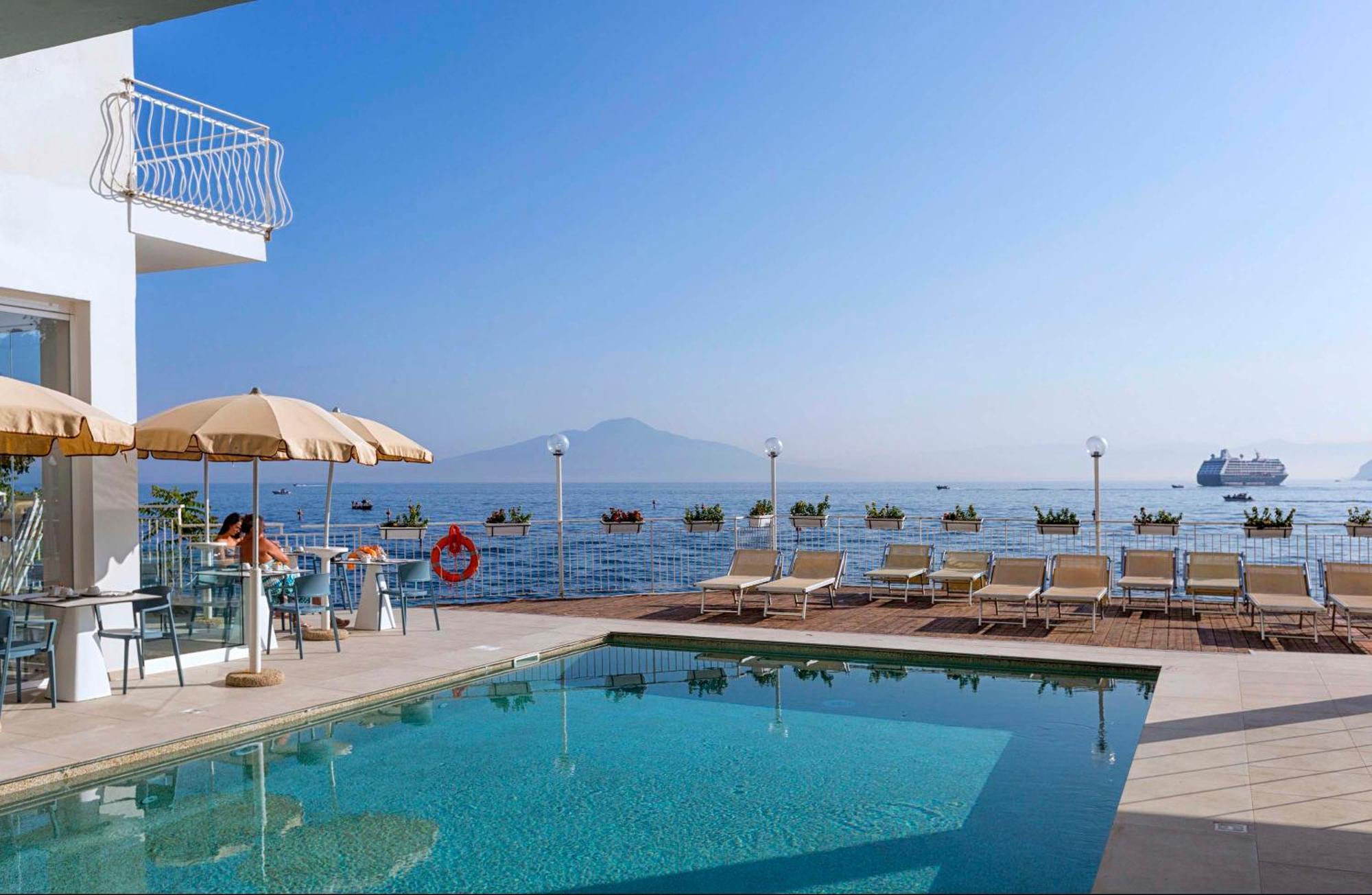 Hotel Admiral 4*
