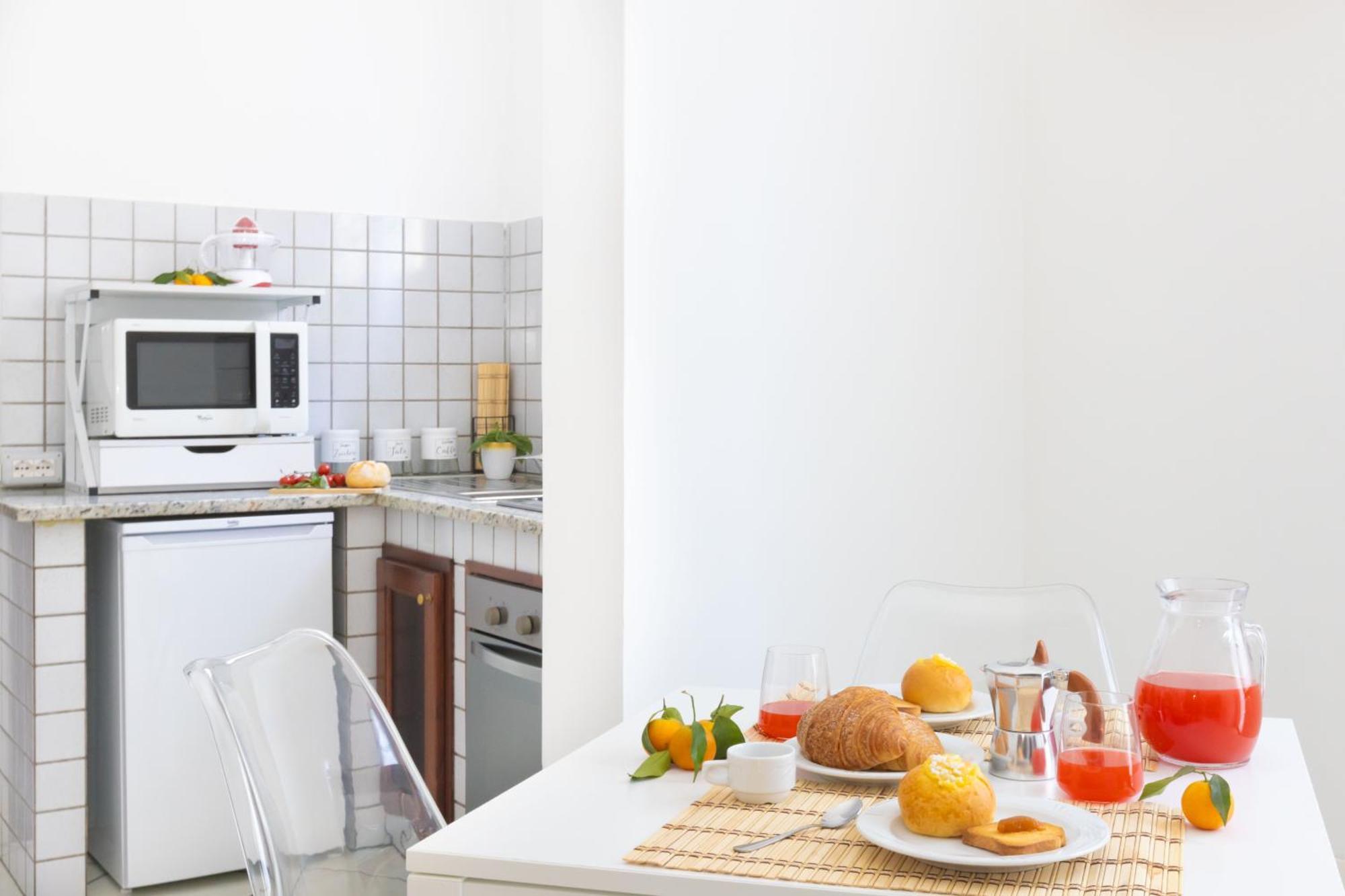 Apartment Charming&modern One-bedroom In Sorrento