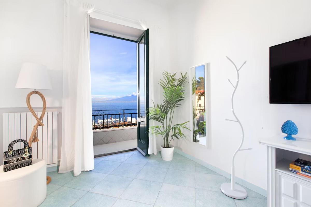Apartment Sorrentovibes - Seaview On The & Amazing Views Terrace *