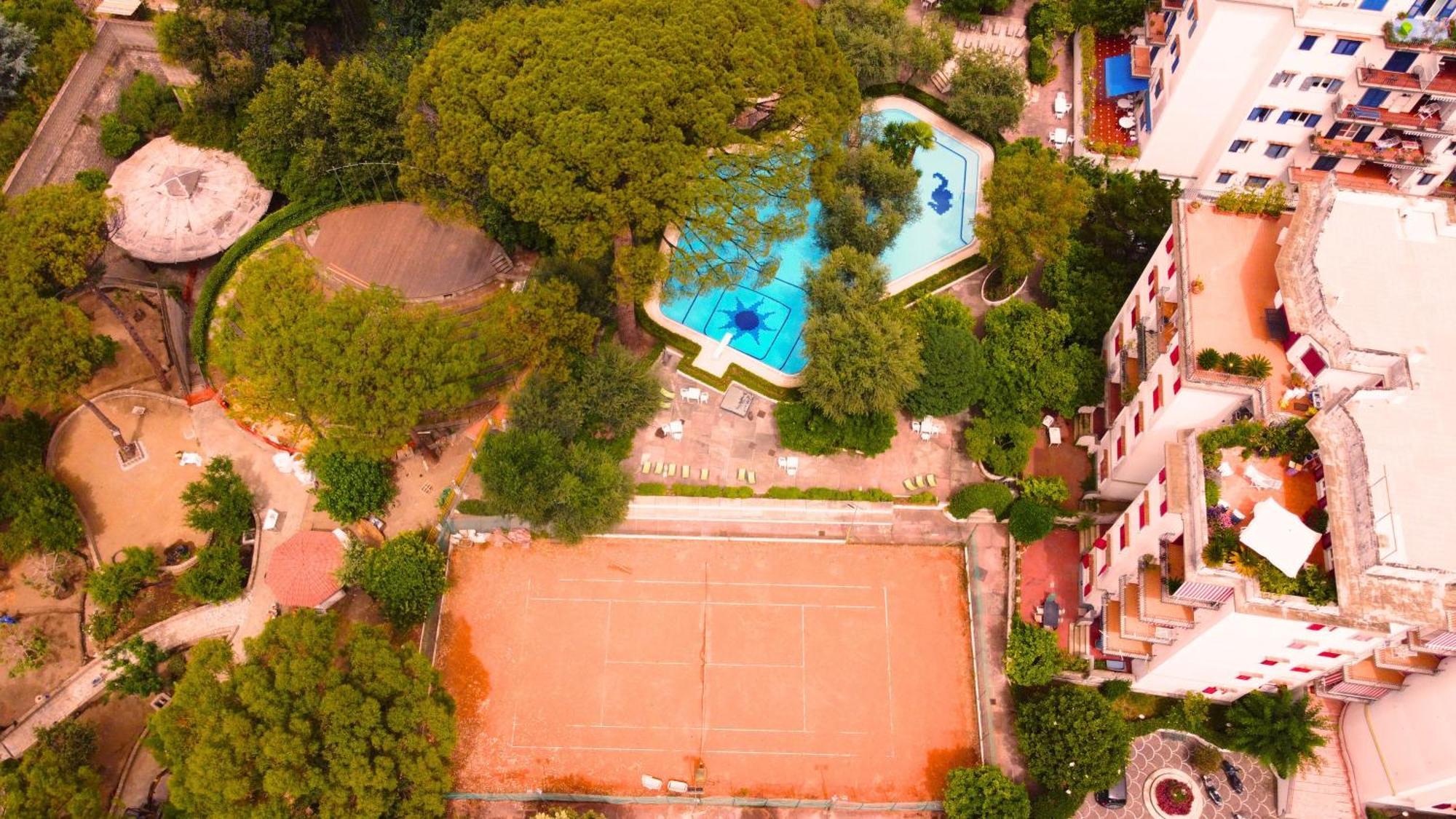 Sweetness & Pool Apartment *