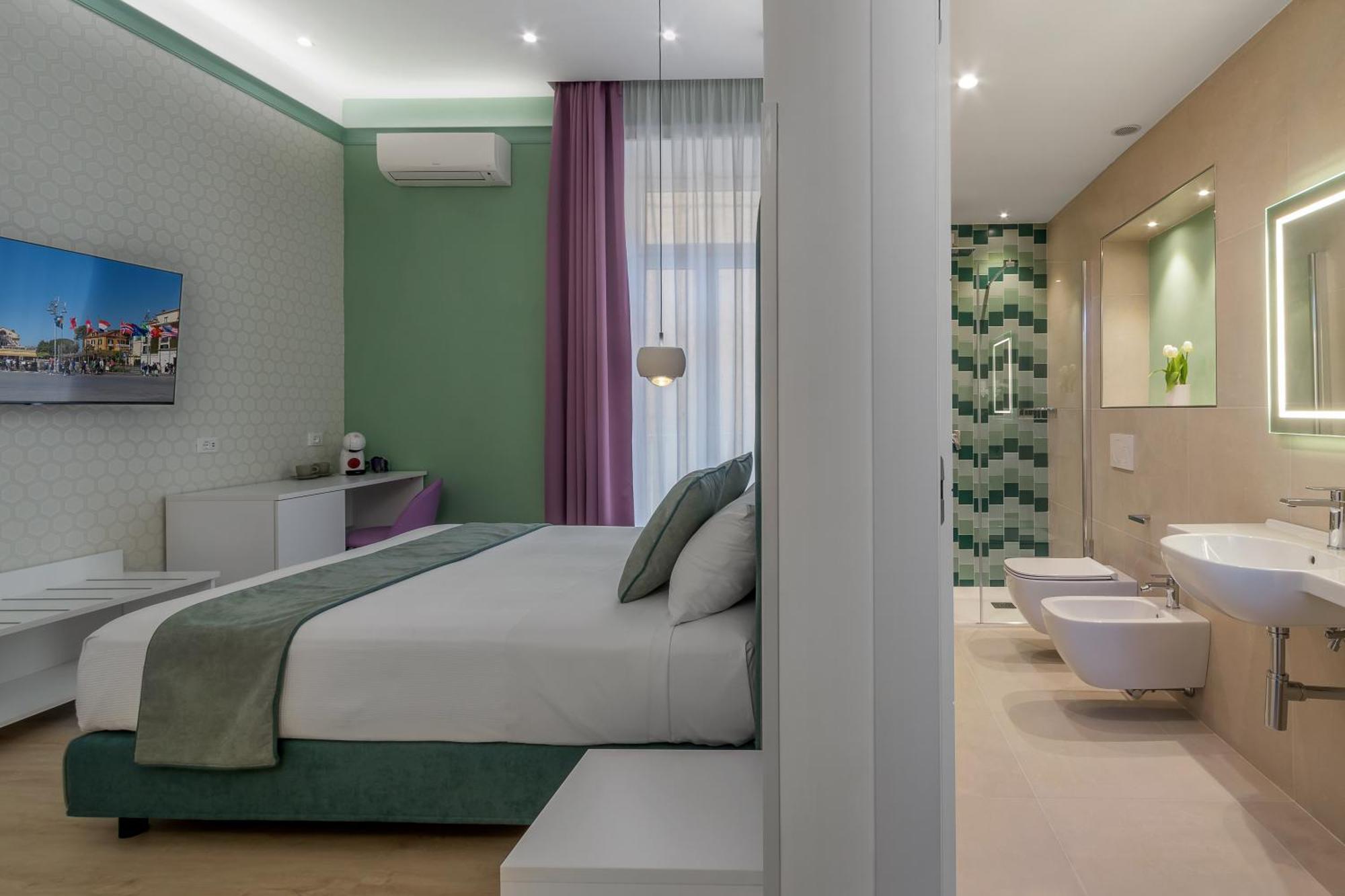 Lovelia: Square Lovely Bed & Breakfast Sorrento