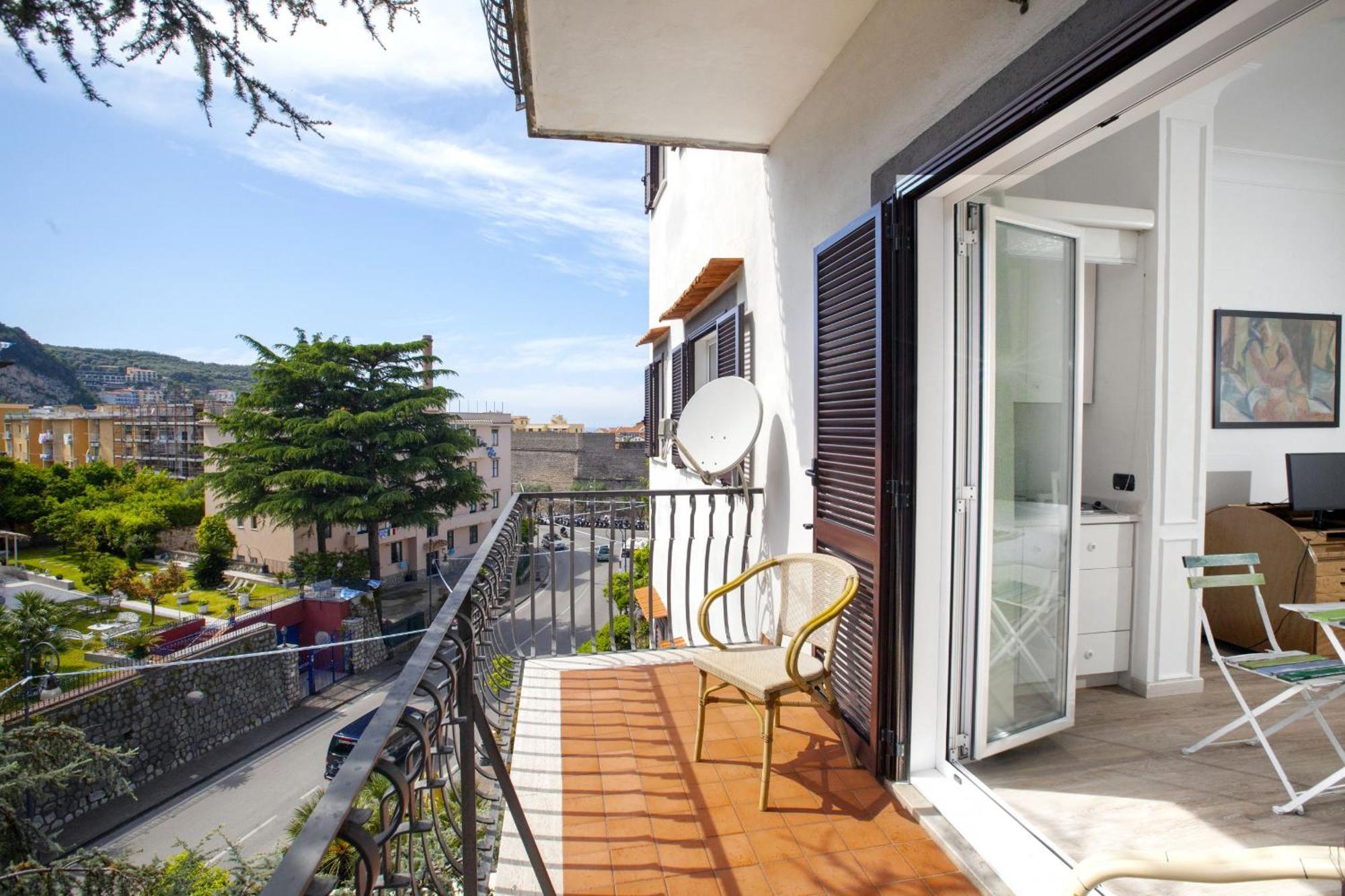 - Casa Apartment *