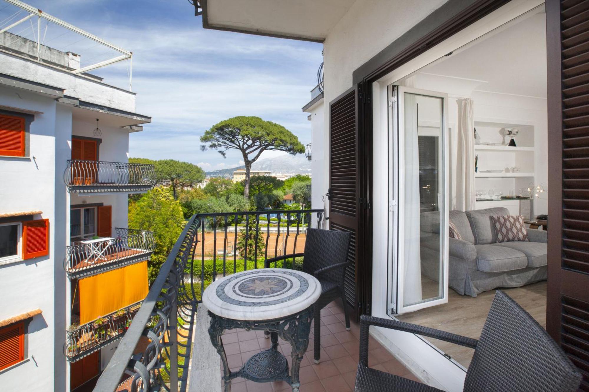 - Casa Sorrento