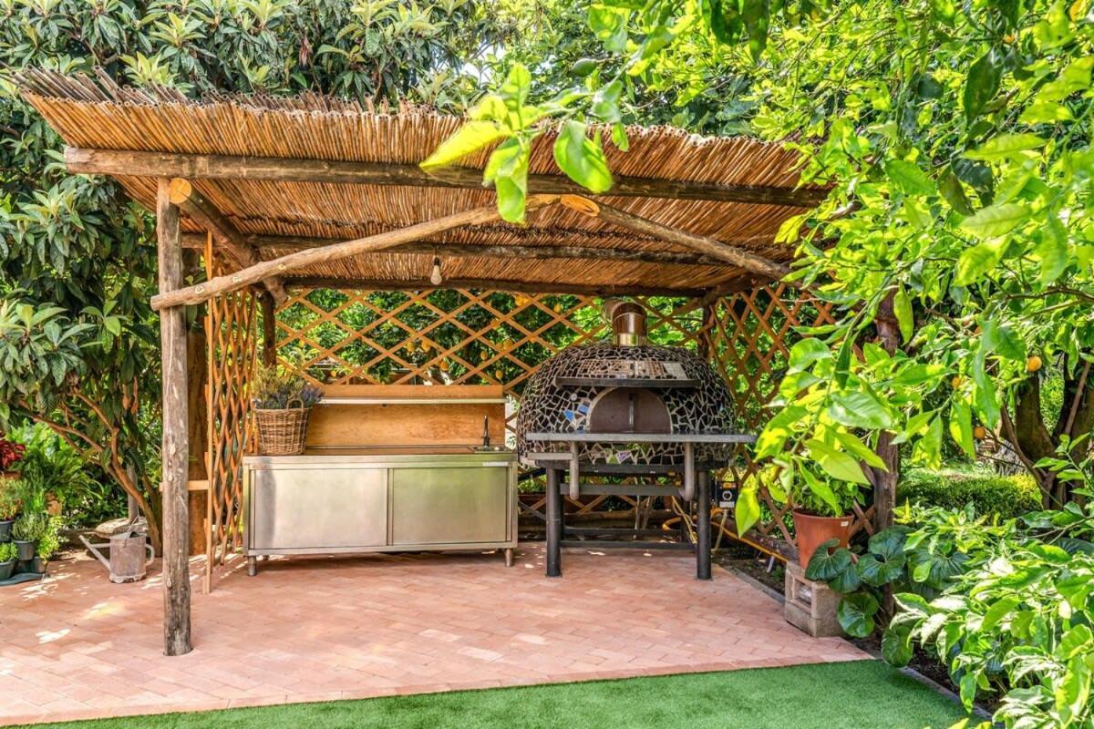 Romantic Garden Villa Sorrento