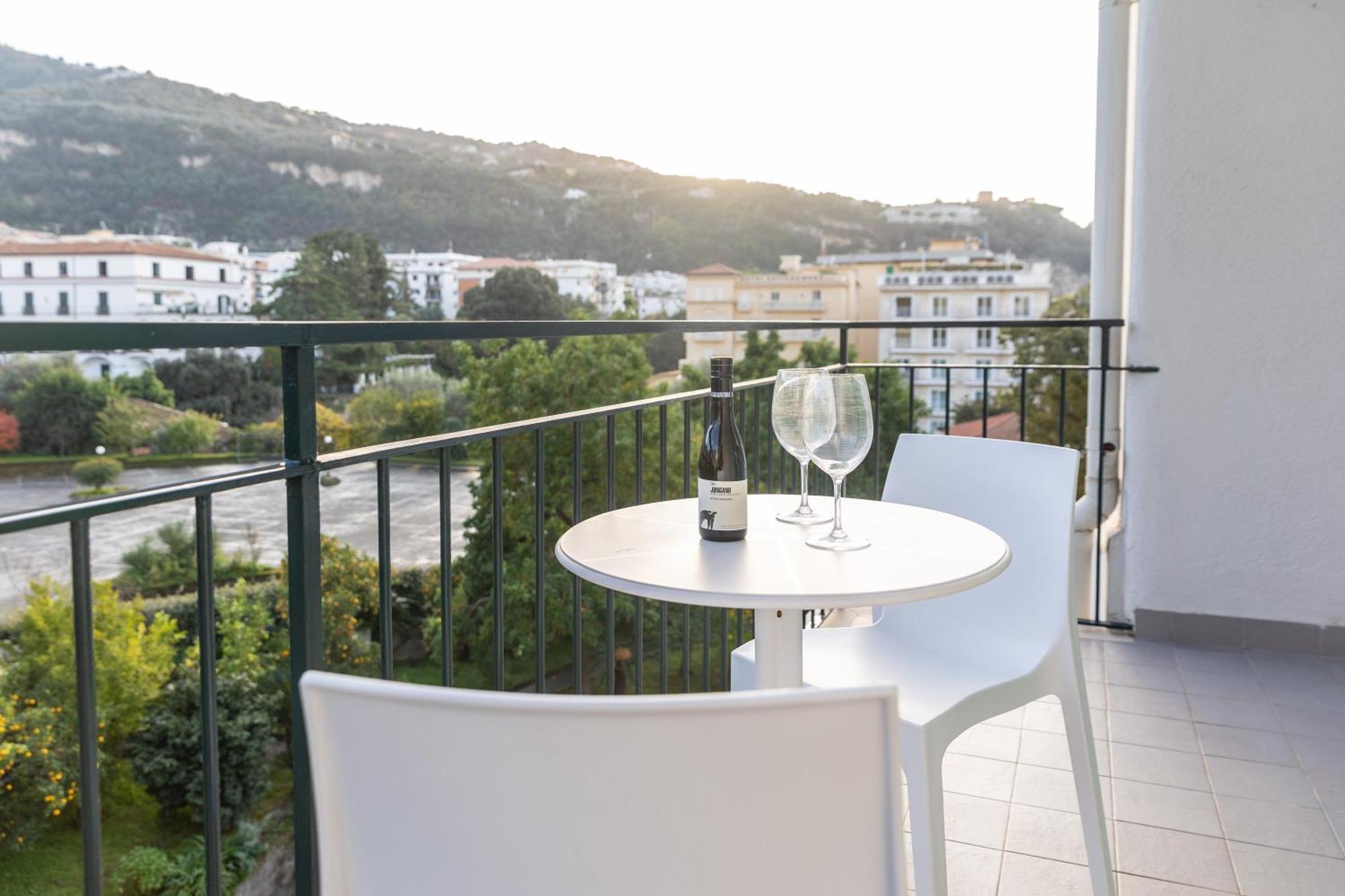 Patriziella 4 Bed & Breakfast Sorrento