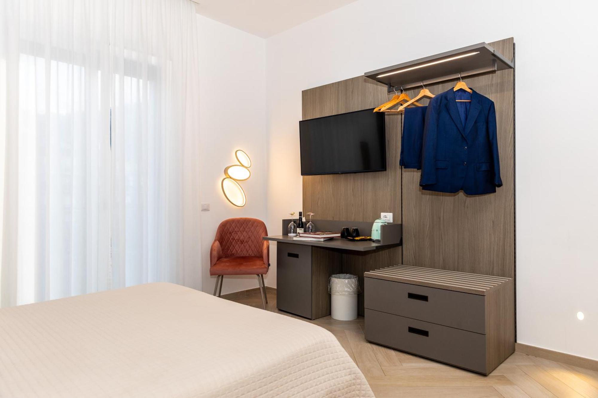 Patriziella 4 *