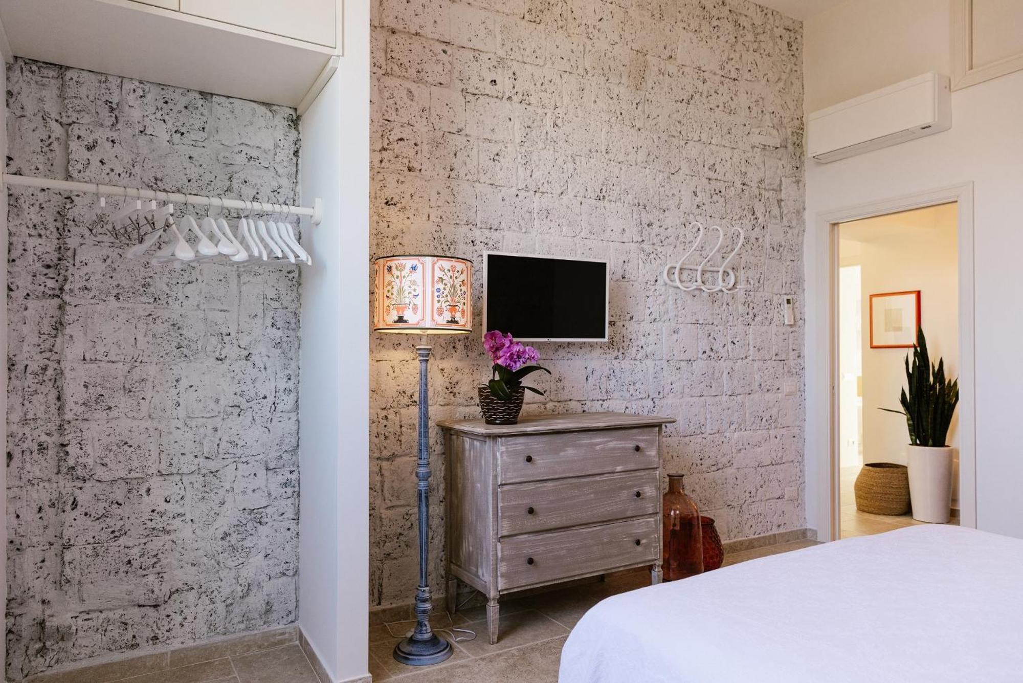 Tozzoli 'top' Floor Apartment *