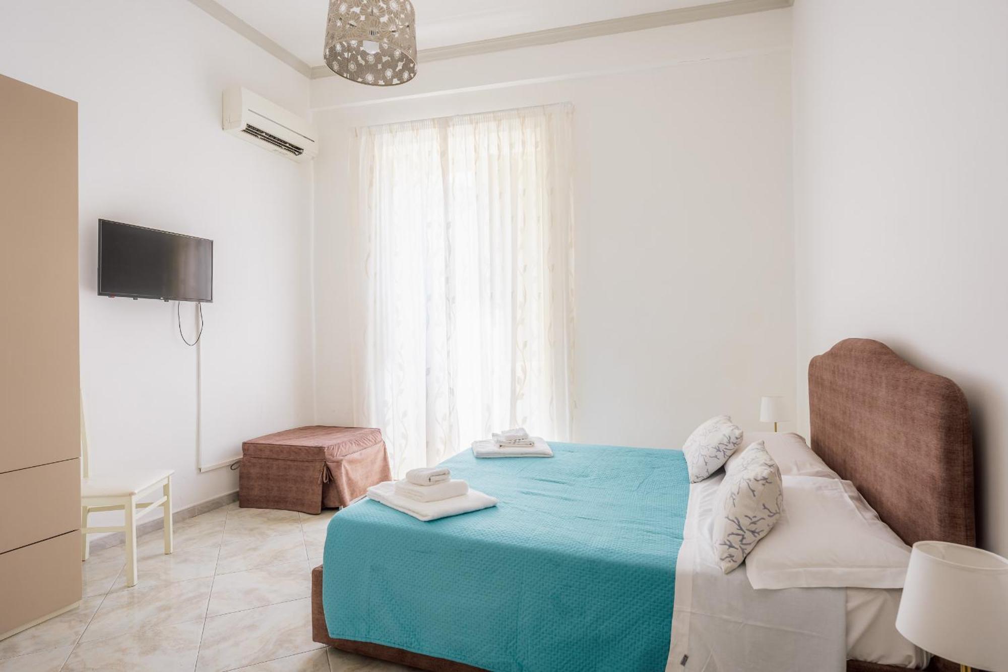 Apartment Casa La Piccola In The Heart Of The *