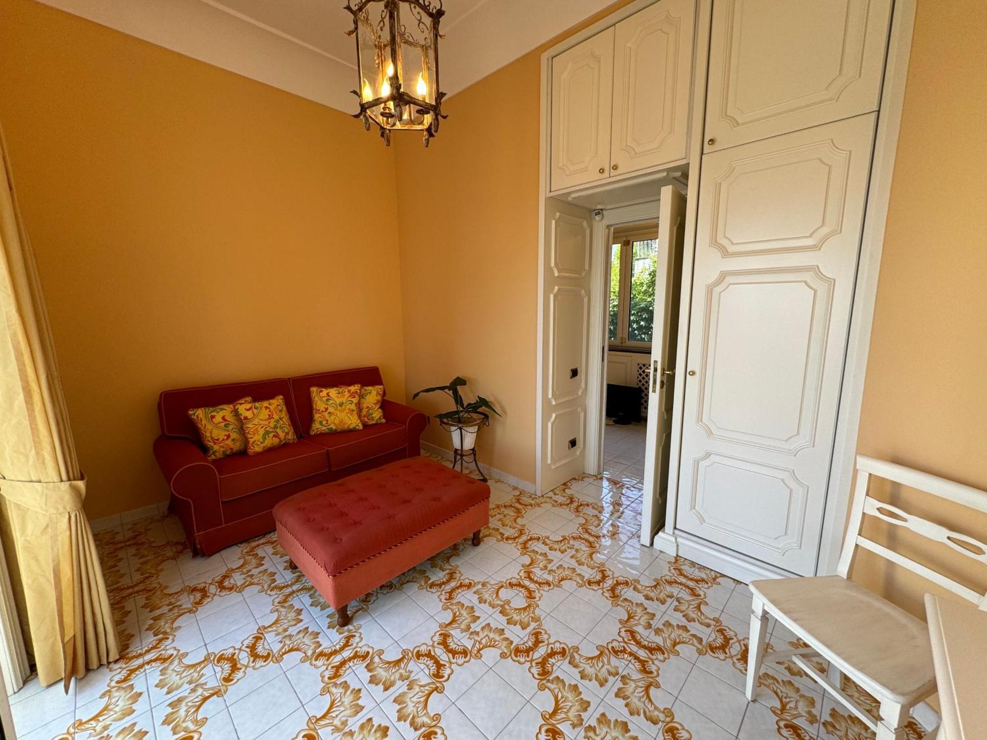 Saran Villa *