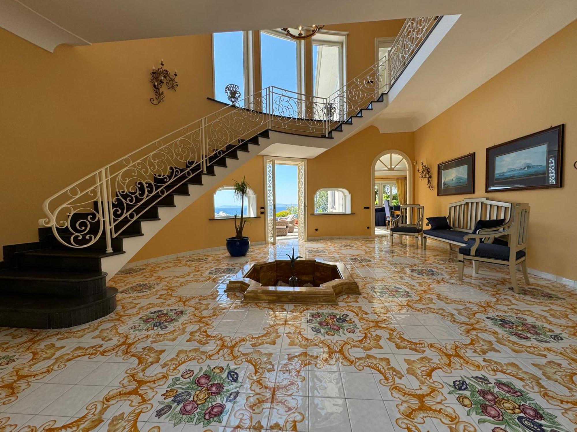 Saran Villa Sorrento