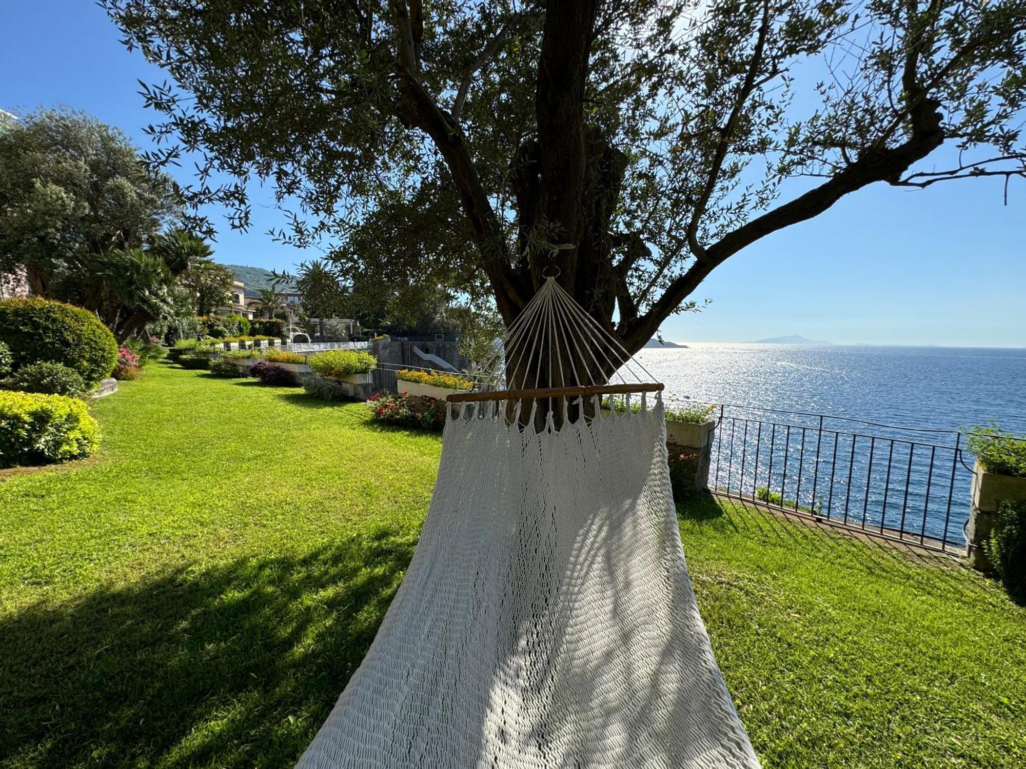 Saran Villa *