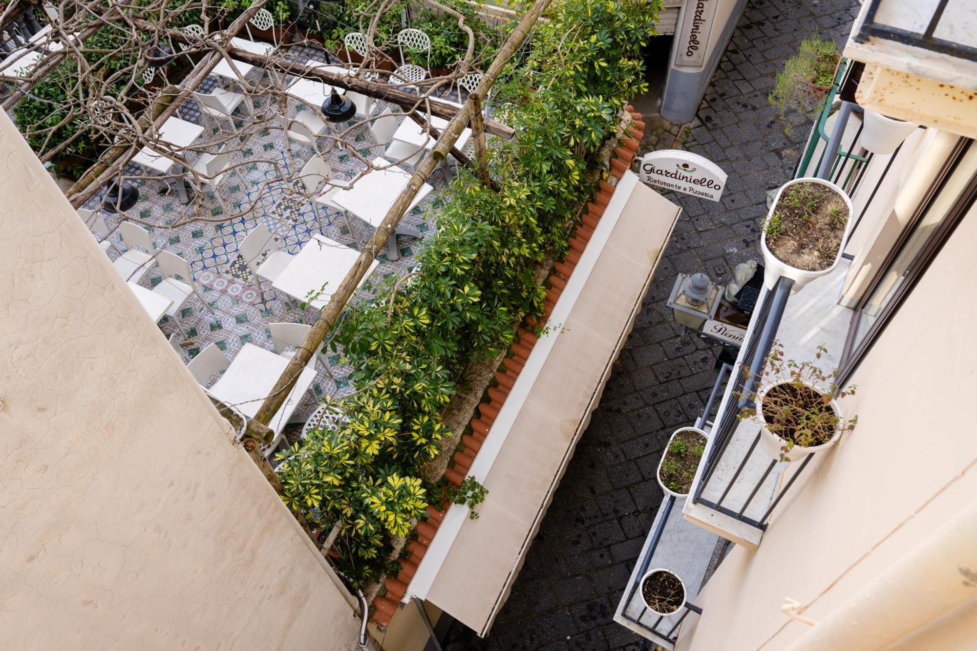 Palazzo Gargiulo Luxury & Guest house