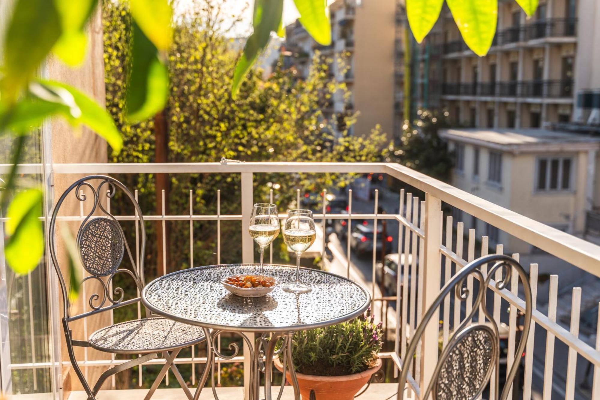Apartment 3 Bedroom 1 Bt Flat Balcony A/c Wi-fi *