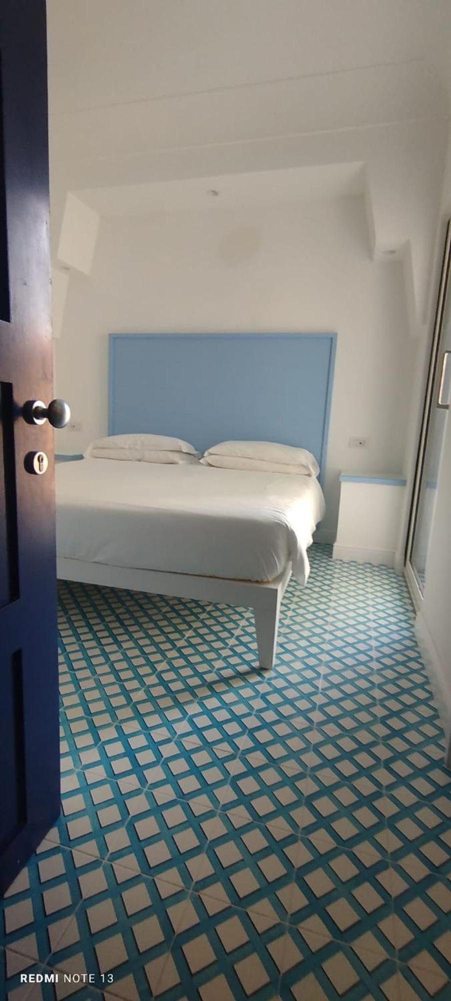 Hotel Mignon Meuble