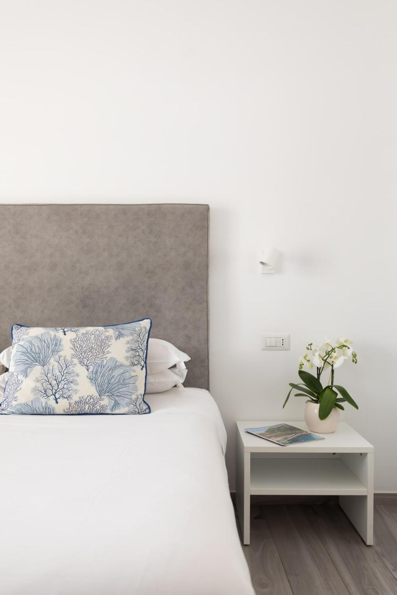 Bed & Breakfast Yourhome - Maison Degli Aranci *