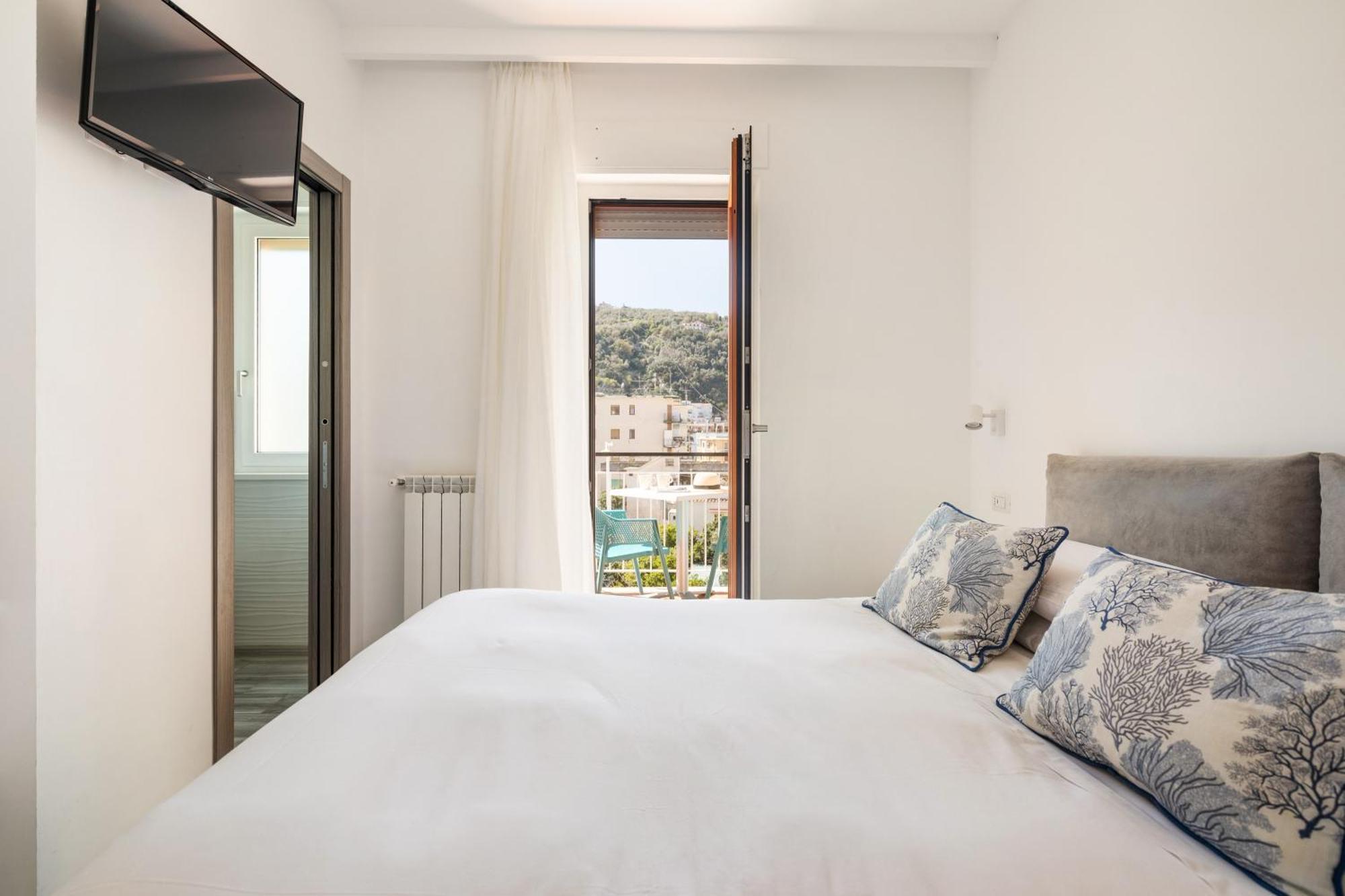 Bed & Breakfast Yourhome - Maison Degli Aranci *