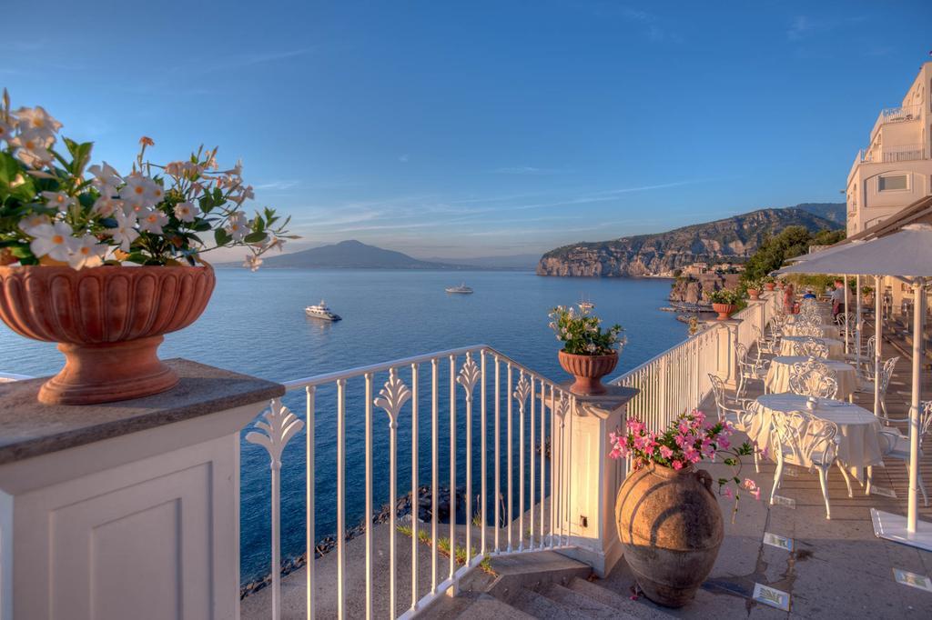 Grand Riviera Hotel