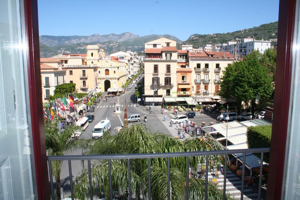 Gasthuis La Casa Dell'orologio - Main Square Sorrento