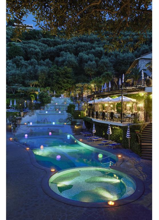 Grand Capodimonte