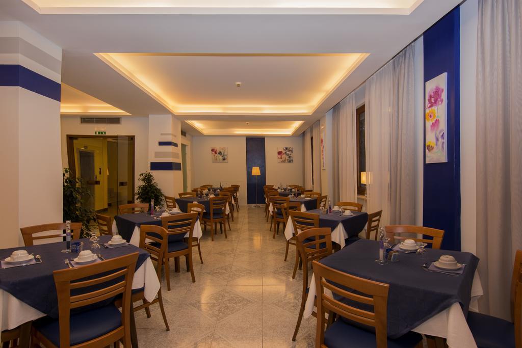 Leone Hotel 3*