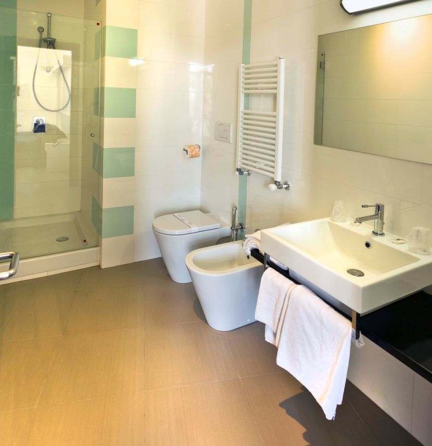 Eden Hotel 3*