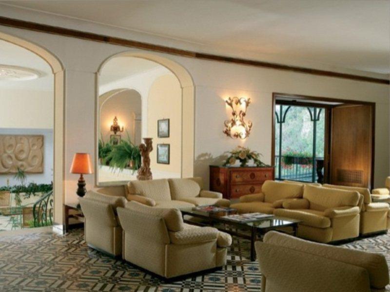 Hotel Grand Capodimonte 4*