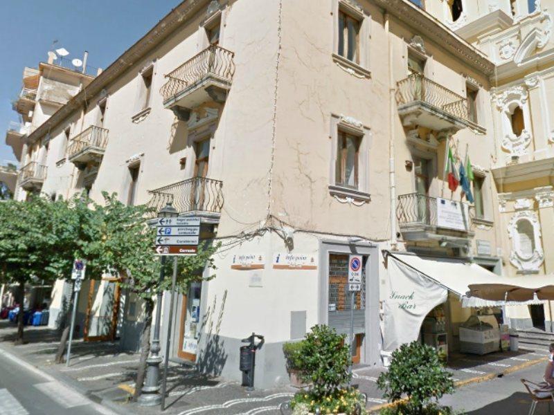 Piazza Tasso Relais