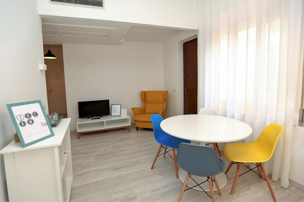 Flower Guest house 2*