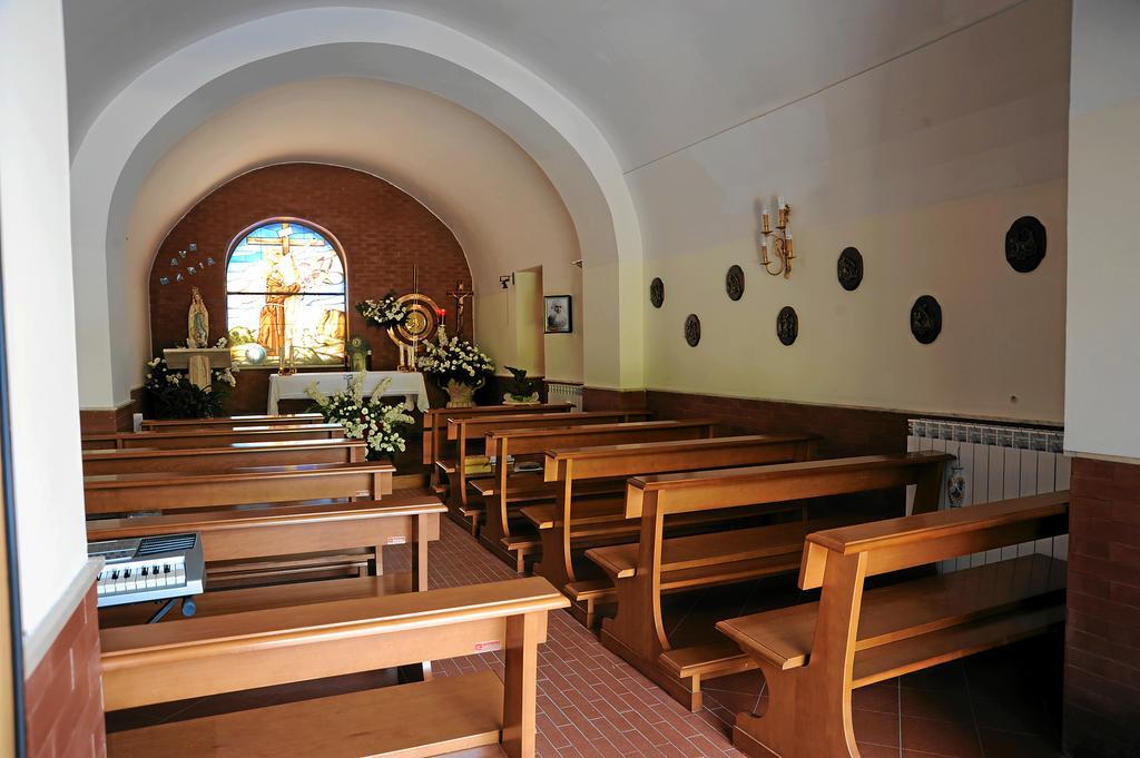 Oasi Madre Della Pace Bed & Breakfast 2*