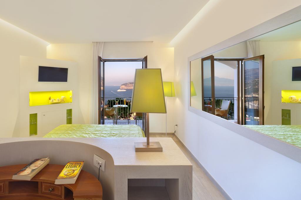 Grand President Hotel 4*