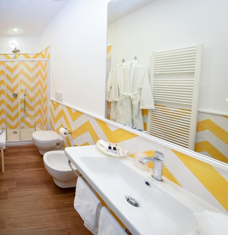 Guest house Casa Pantone 2*