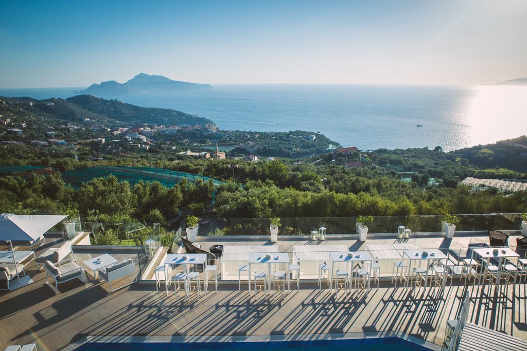 Eliana Hotel