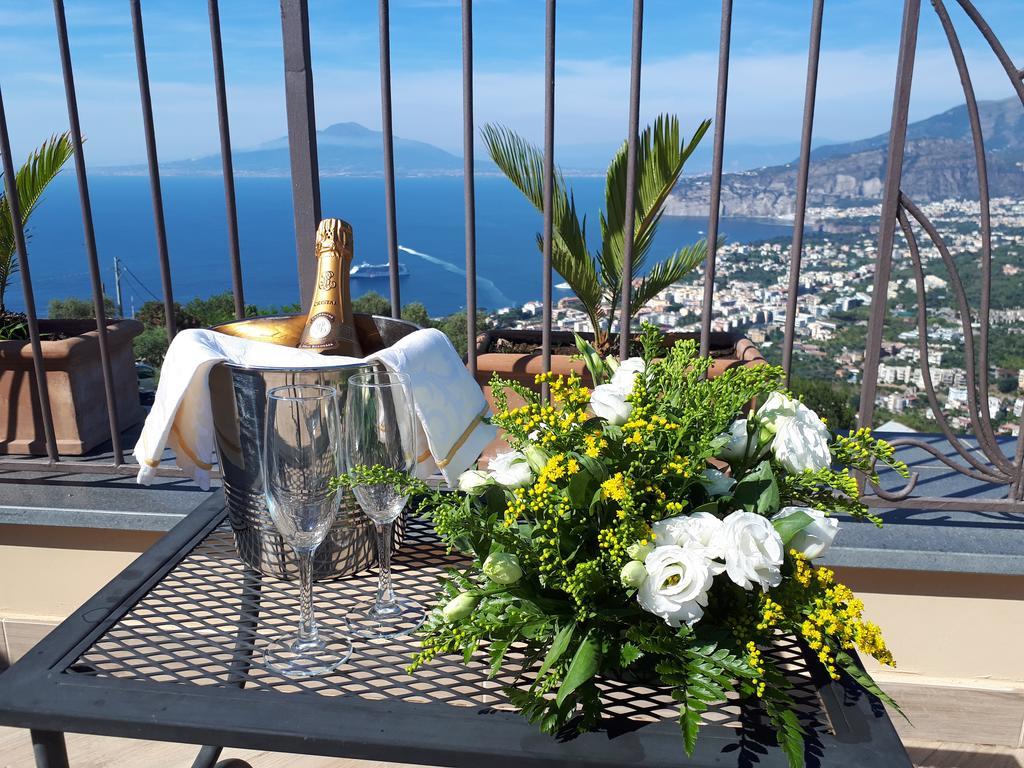 Hotel La Vue D'or 4*